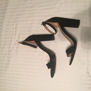 Strapped black heels!